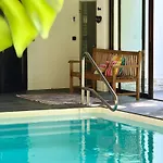 Villa D'architecte Avec Piscine Proche Paris Rochefort-en-Yvelines